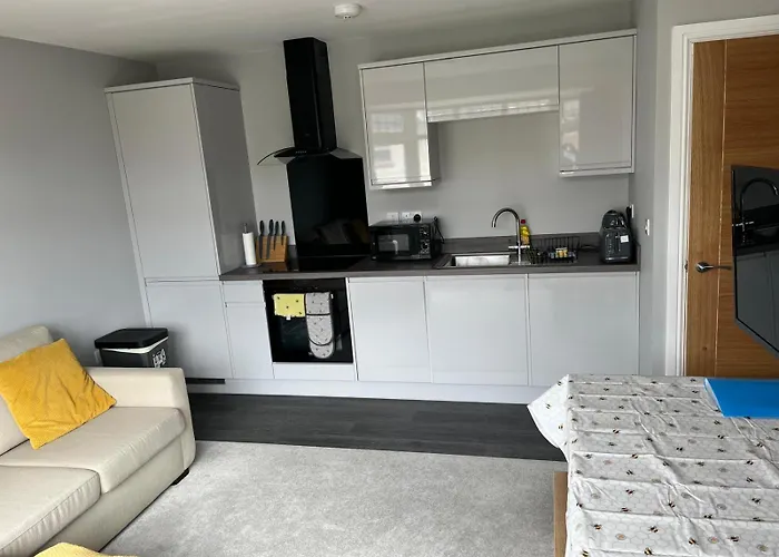 Great One Bed 1St Floor Flat Close To The Beach